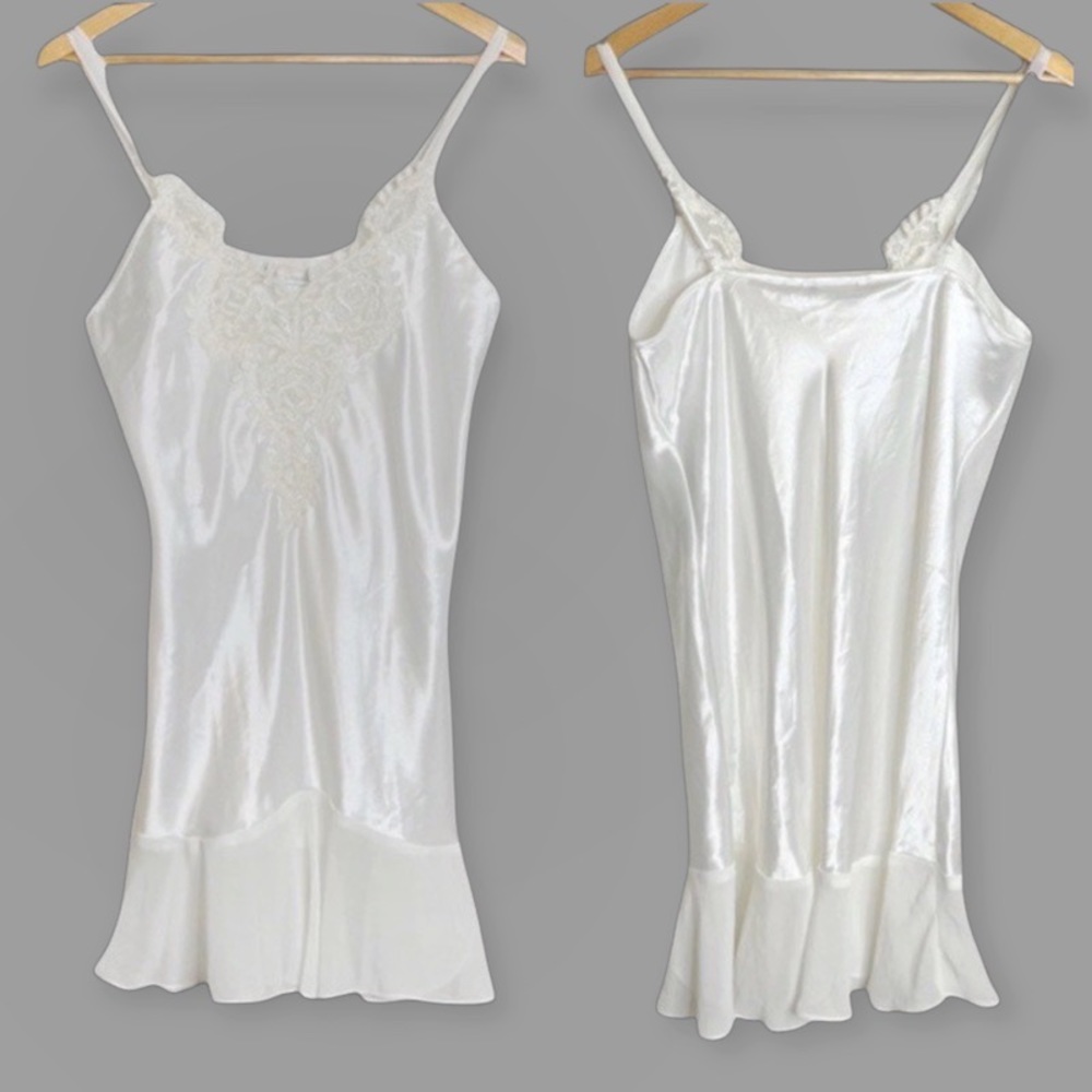Vintage Alexandra Nicole White Chiffon Satin Bridal Night Gown w/Lace Beading